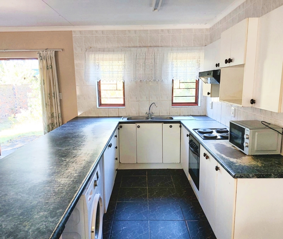 2 Bedroom Property for Sale in The Island Western Cape